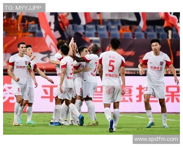 第1轮上海申鑫迎战长春亚泰双方全力争胜展现实力与激情