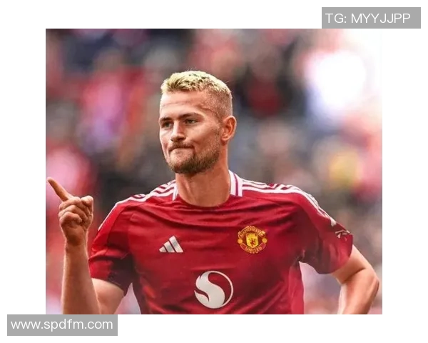 德里赫特：从体现看咱们不应只拿1分；平局总比输球更有价值